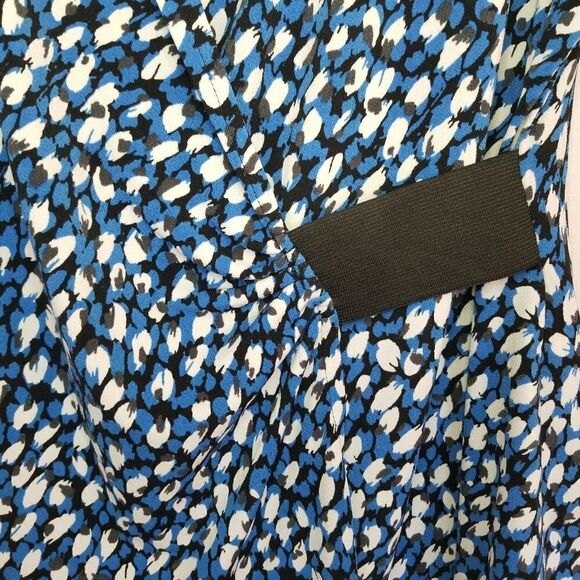 41 HAWTHORN V-Neck Wrap Style Black Blue & White Short Sleeve Stretch Blouse M - Picture 4 of 6